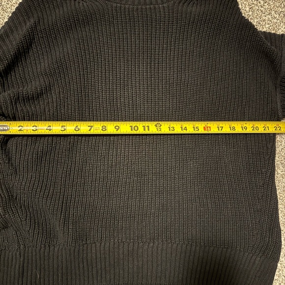 American Eagle Outfitters Black Knit Sweater - Picture 5 of 6